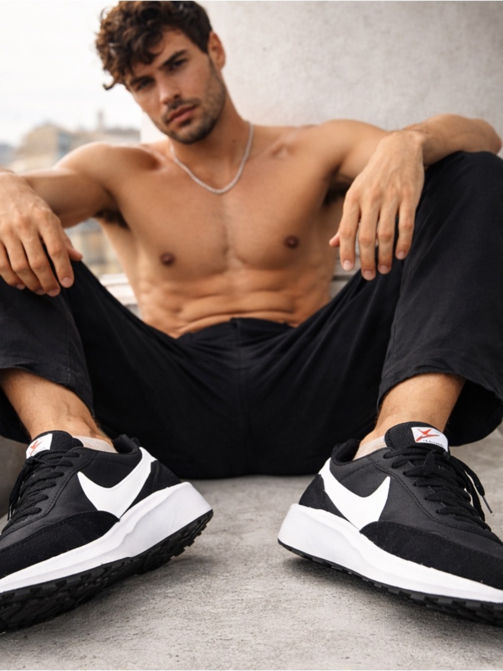 Nike Waffle Debut Black White Sneakers Mens Size 9.5 SKU NKWFD-11-NB